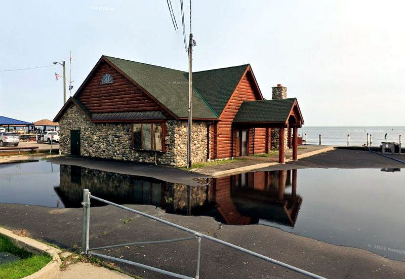 Candles (Blue Boat Inn) - 2019 Street View (newer photo)